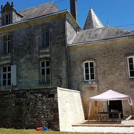 Dans Chateau * Saint-Germain-du-Seudre